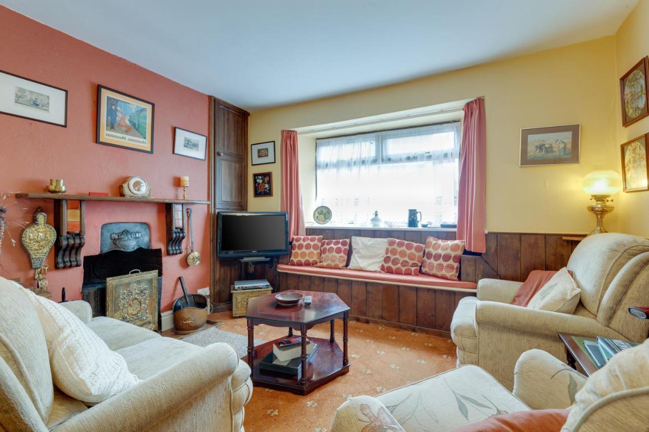 Charming Historical Cottage In Scarborough Kültér fotó