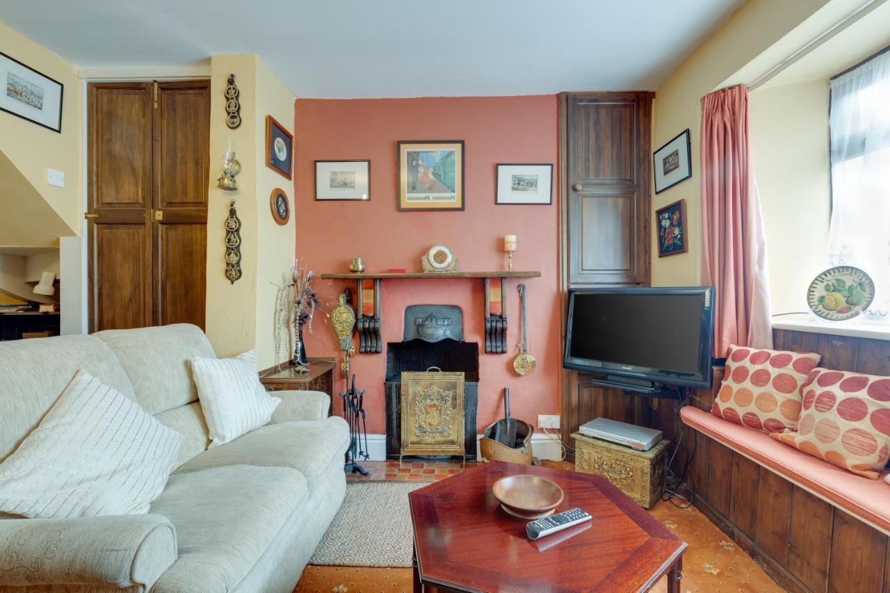 Charming Historical Cottage In Scarborough Kültér fotó