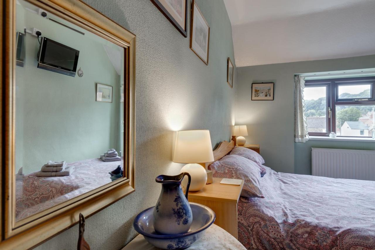 Charming Historical Cottage In Scarborough Kültér fotó
